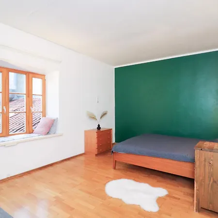 Cozy Historical Flat In The Heart Of Old Town Appartamento Reval