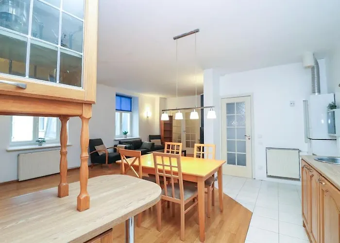 Cozy Historical Flat In The Heart Of Old Town 塔林