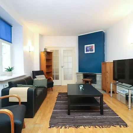 Cozy Historical Flat In The Heart Of Old Town Apartment *
